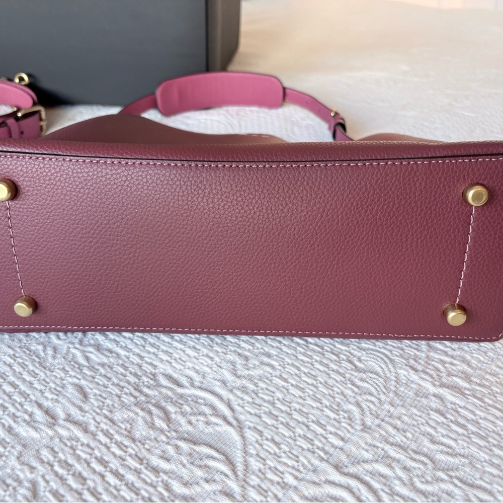Coach Willow Shoulder Bag - Picture 3 of 10